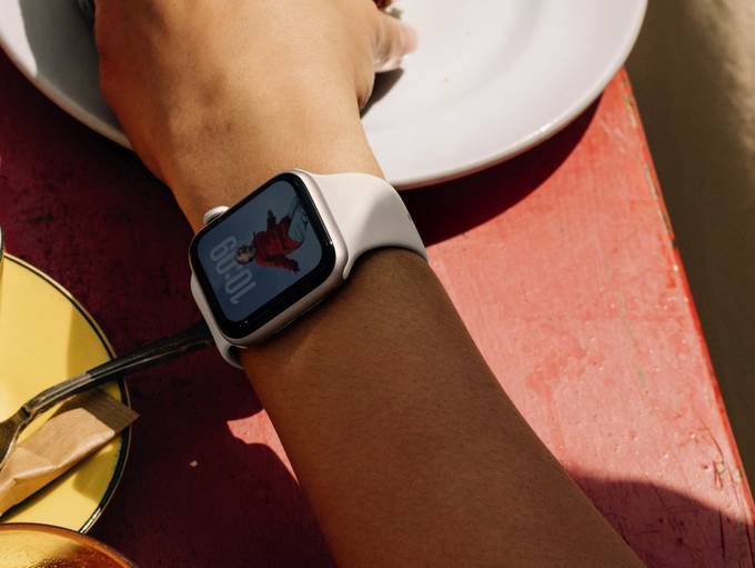 A press image of the Apple Watch SE 3