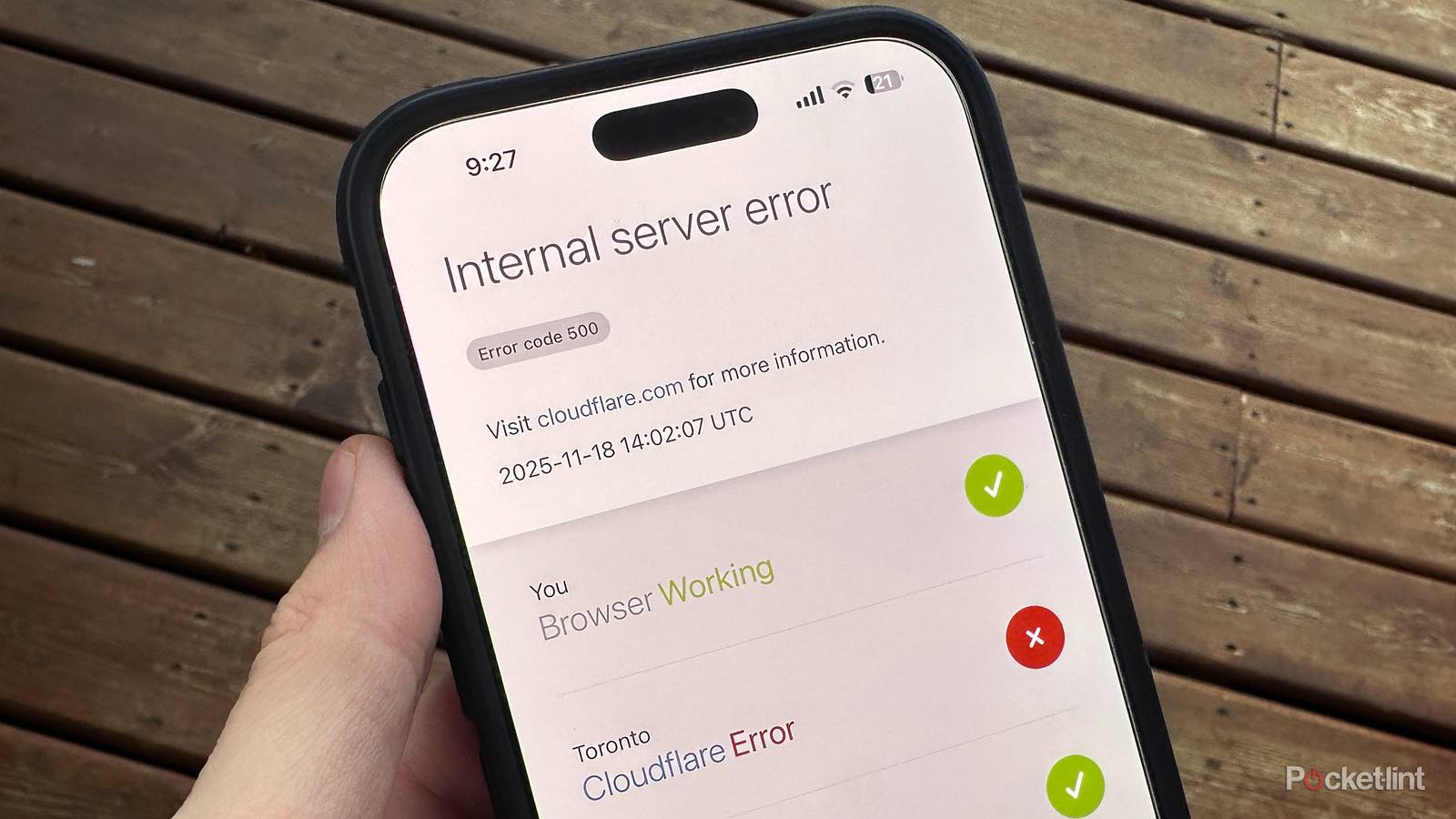 Cloudflare error on iPhone.