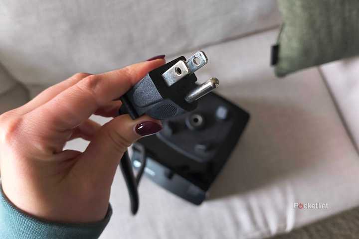 A plug on a blender. 