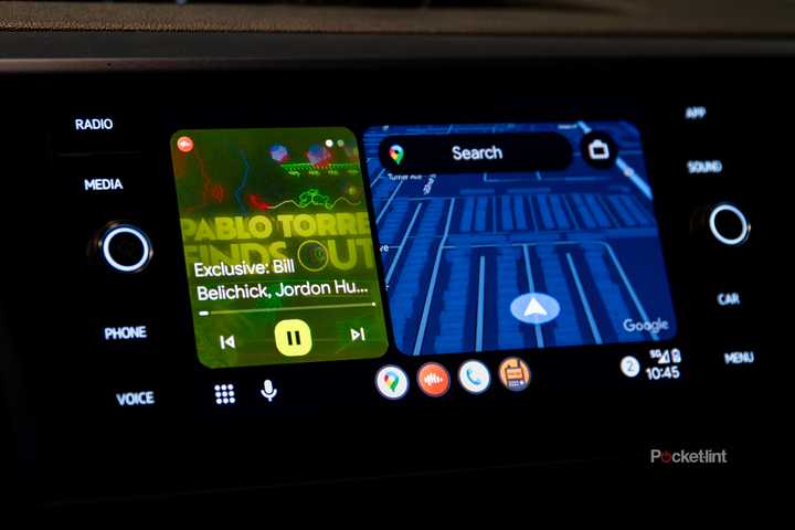 A still photo of the Android Auto home screen