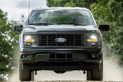 Ford F-150 front driving