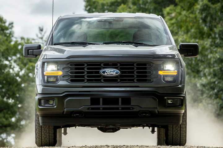 Ford F-150 front driving