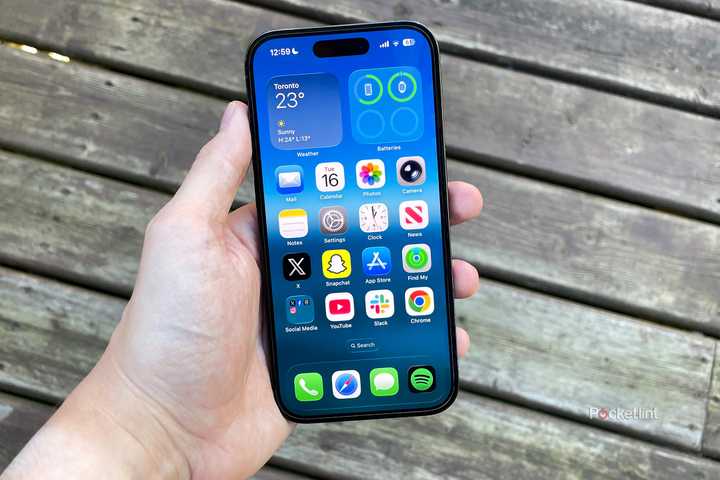 iOS 26 on iPhone 14 Pro.