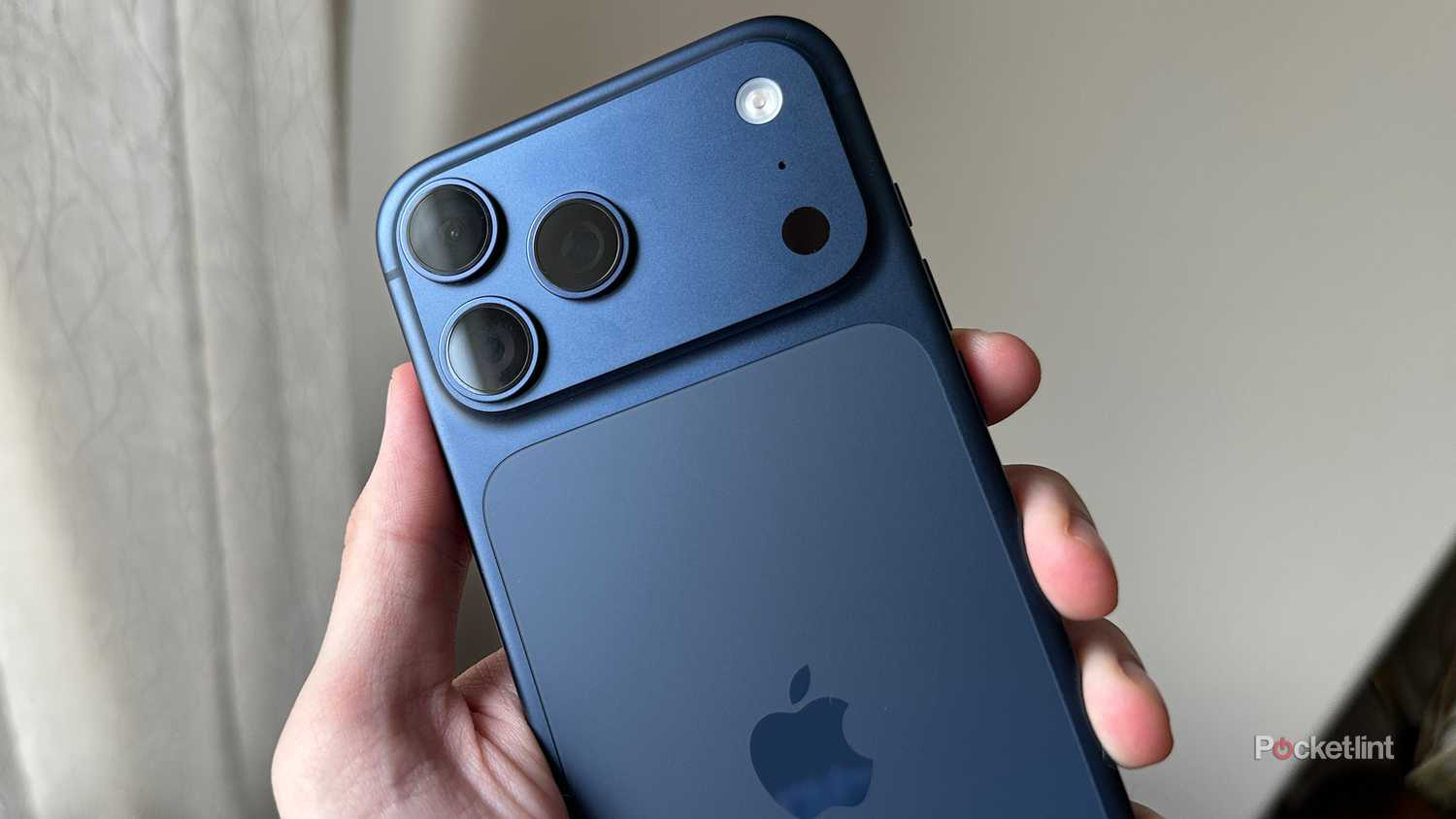 Cameras on the iPhone 17 Pro Max.