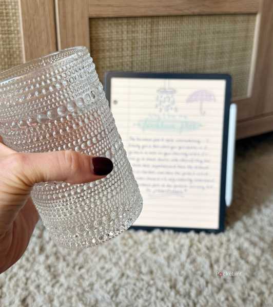 kindle-scribe-colorsoft-pretty-cup-1