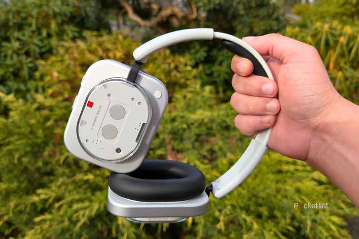 Nothing Headphone 1 beauty 13