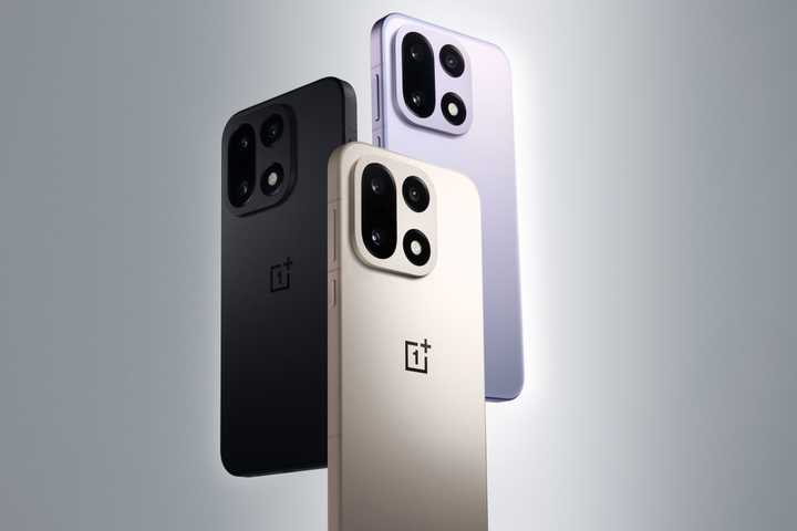 OnePlus 15 phone in purple, black, and sand storm.