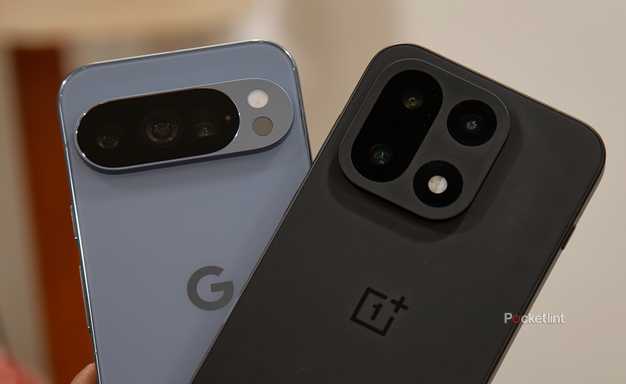 OnePlus 15 and Pixel 10 Pro in hand