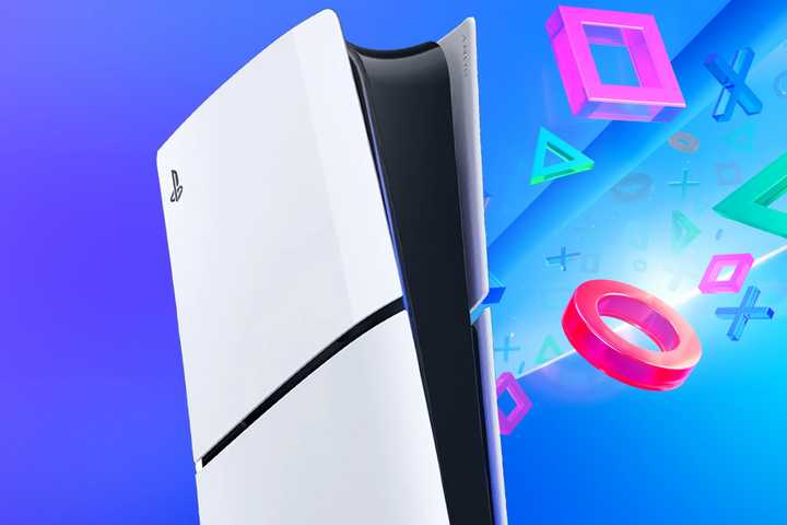 PS5 on blue background with controller buttons.