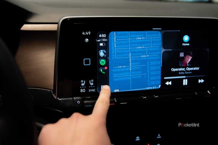 A still photo of a 2025 Volkswagen Atlas infotainment system. 
