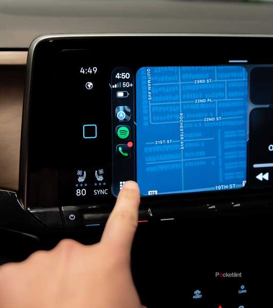 A still photo of a 2025 Volkswagen Atlas infotainment system. 